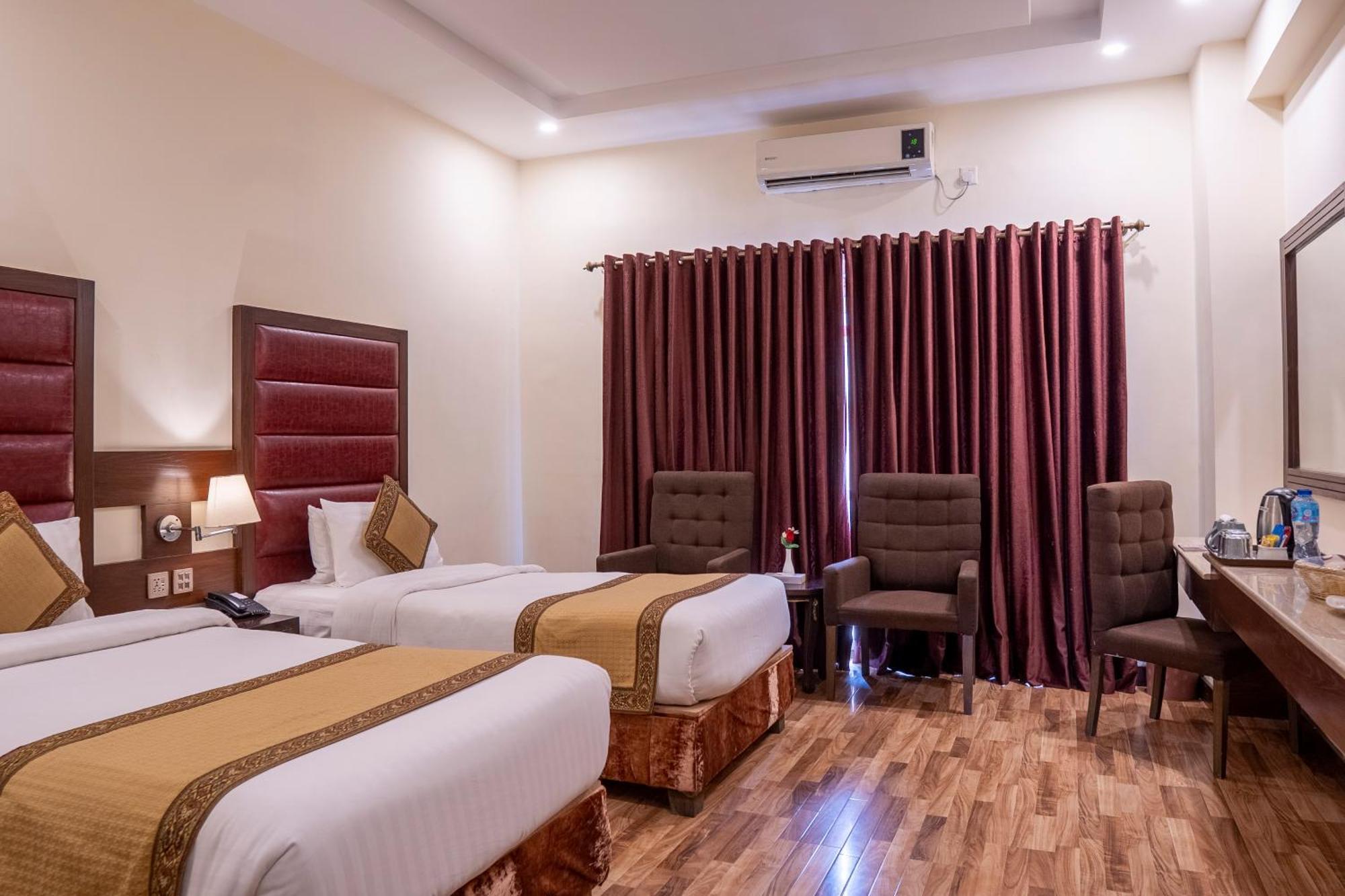 Legend Hotel Islamabad Exterior foto